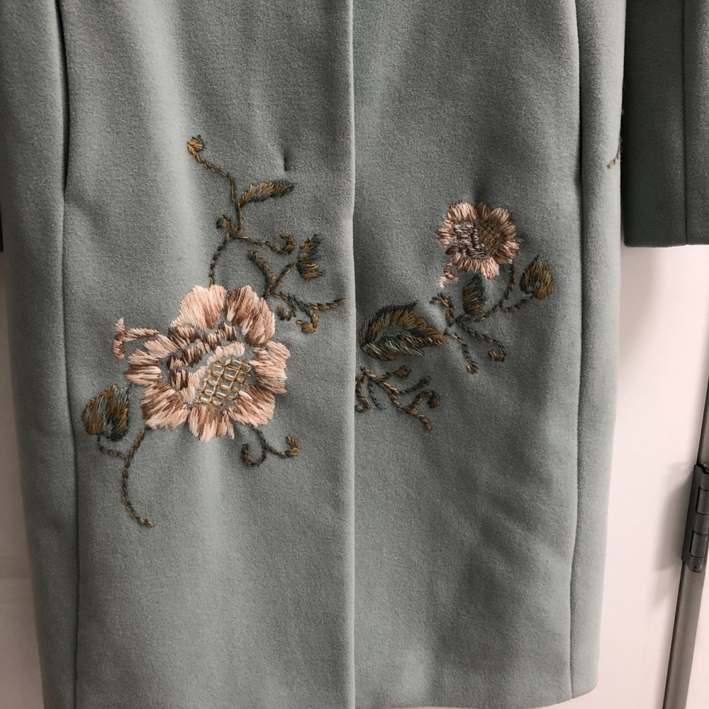 Laura Biagiotti Roma Embroidered coat - Picture 2 of 3